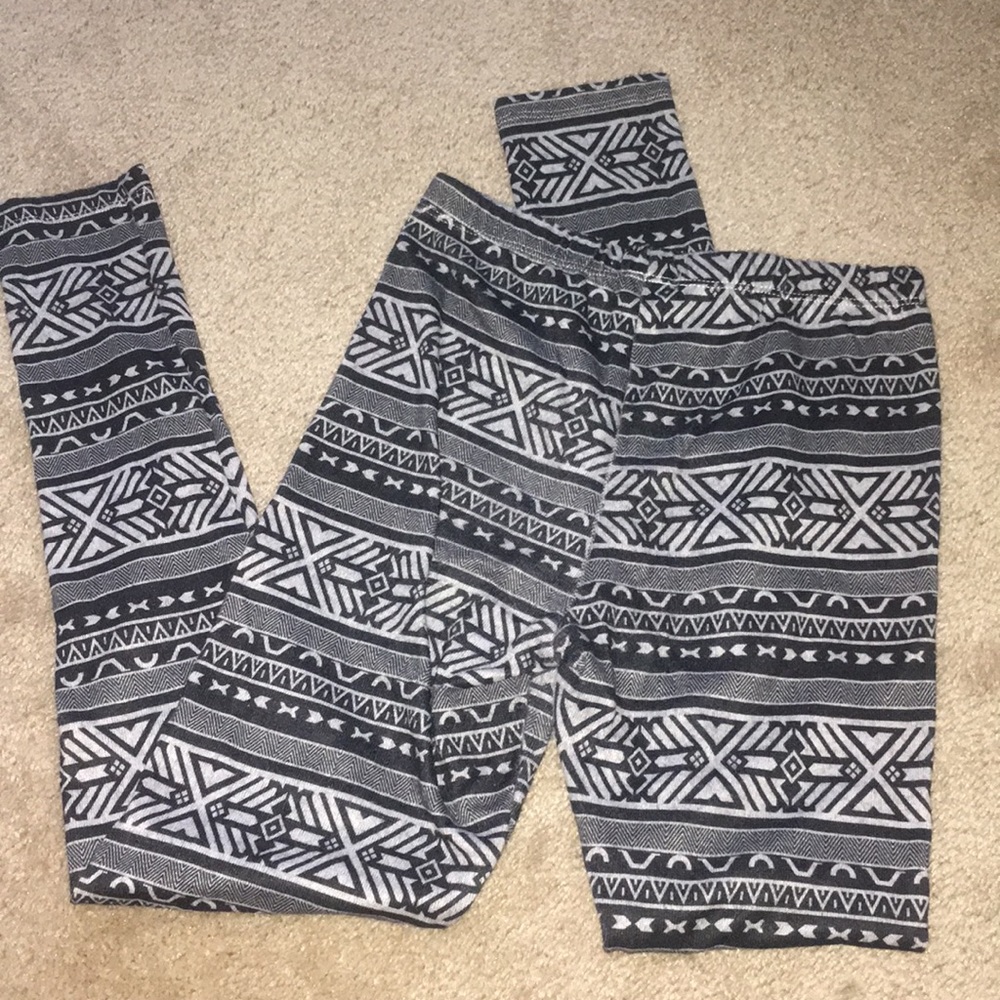 Poof! Patterned Leggings